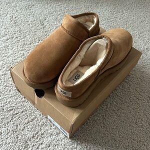 Ugg Classic Slipper